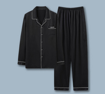 Pijamale de toamna pentru barbati cu guler si nasturi clasici