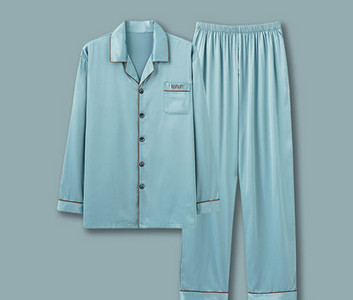 Pijamale de toamna pentru barbati cu guler si nasturi clasici