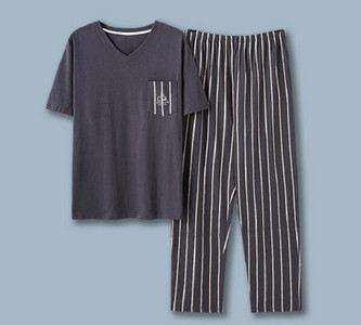 Pijamale bărbați în dungi cu buzunar