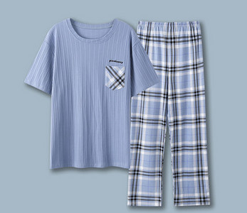 Pijamale bărbați în dungi cu buzunar