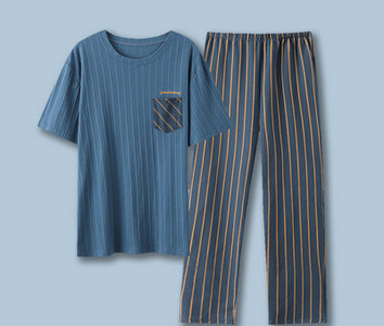 Pijamale bărbați în dungi cu buzunar