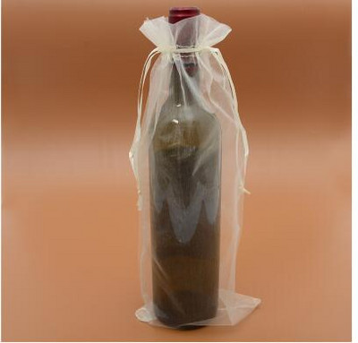 Jednoduchá taška na víno s roletou Darčeková kytica Sada fliaš na šampanské a červené víno z organzy Taška z priadze na fľaše vína