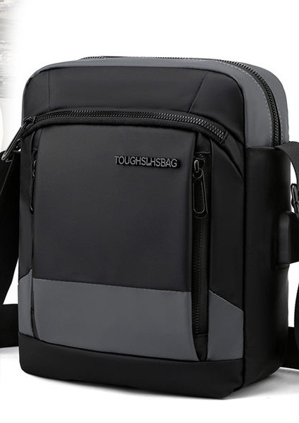 Pánska ležérna taška s kovovým nápisom