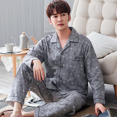 Noul model de pijamale bărbați din două piese