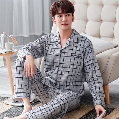 Noul model de pijamale bărbați din două piese