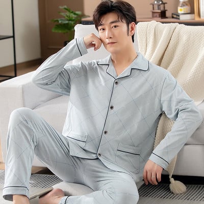 Noul model de pijamale bărbați din două piese