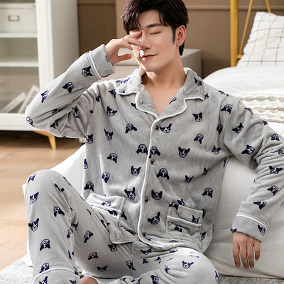 Muška plišana pidžama s vezom