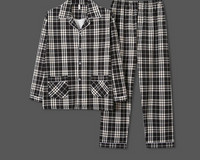 Pijamale bărbați în carouri cu guler și buzunar clasic