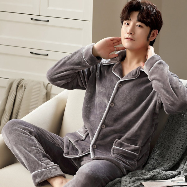 Új modell kétrészes tollpizsama férfiaknak