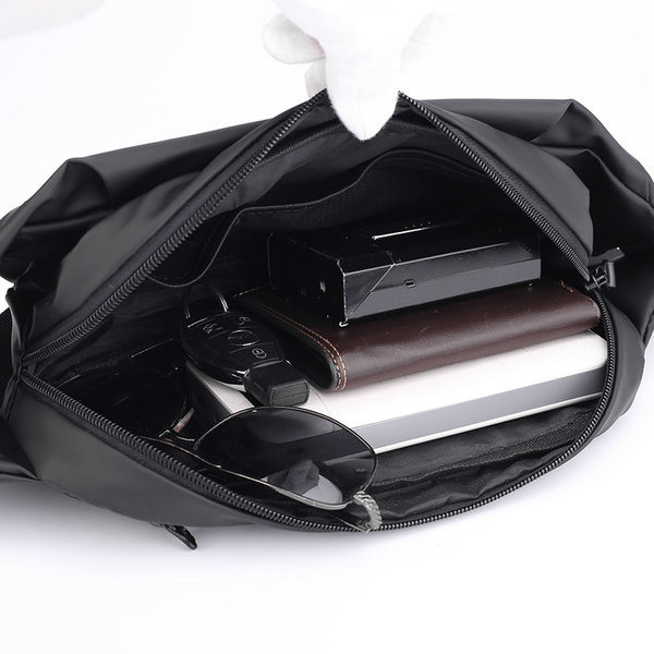 Vyriška juosmens rankinė su užtrauktuku - iš audinio