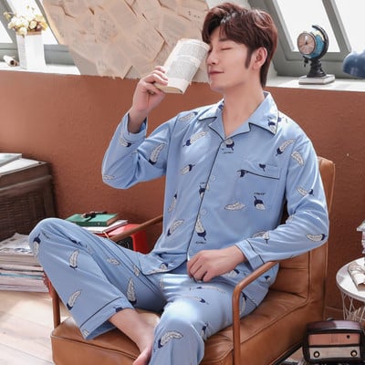 Pijamale bărbați de primăvară-toamnă cu buzunar - două părți