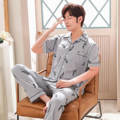 Pijamale bărbați din două piese - mai multe modele
