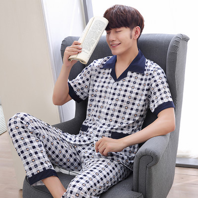 Pijamale bărbați din două piese - mai multe modele