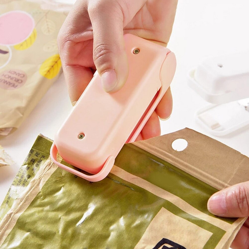 Zavarivač toplinske vrećice Plastična vrećica 3,5x1,5x2,3 inča Zavarivač Mini stroj za toplinsko zavarivanje za spremanje hrane za užinu Svježe ručne kućne upotrebe