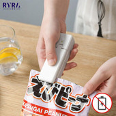 Мини уплътнител за торбички 2-в-1 Преносим термичен уплътнител за торбички Зареждаща уплътнителна торбичка Пластмасов уплътнител за опаковки за кухня Съхранение на храна