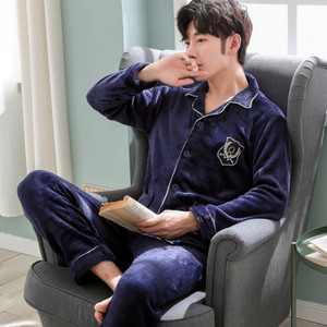 Pijamale barbati toamna-iarna cu maneci lungi