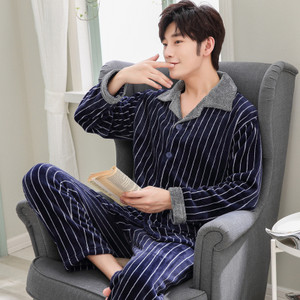 Pijamale barbati toamna-iarna cu maneci lungi