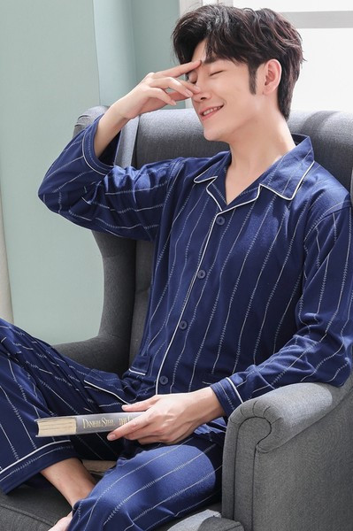 Pijamale de toamna barbati cu maneca lunga