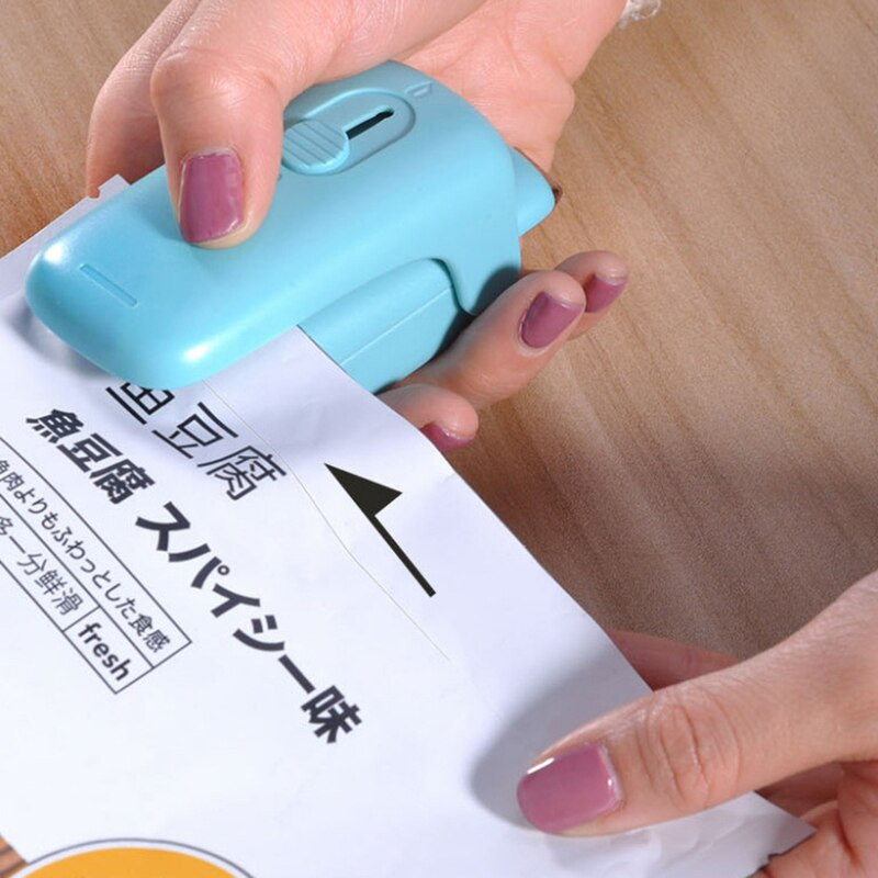 Nešiojamojo maišelio karšto sandariklio mini karšto sandarinimo mašina, pakuotės laikymo maišelio spaustukas, maisto užkandžių konservavimo sandarinimo spaustukas, virtuvės prietaisas