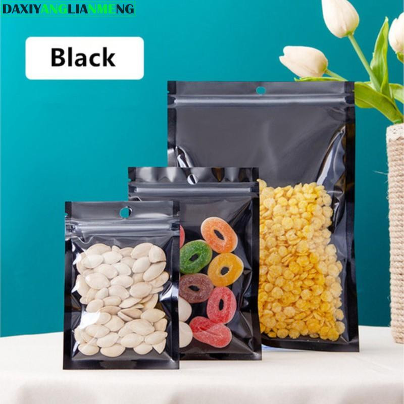 100 komada ravna prozirna prednja plastična viseća vrećica s mogućnošću ponovnog zatvaranja Gumb za grickalice Glava baterije Konopac Vrećice za pakiranje ljepote Nokti