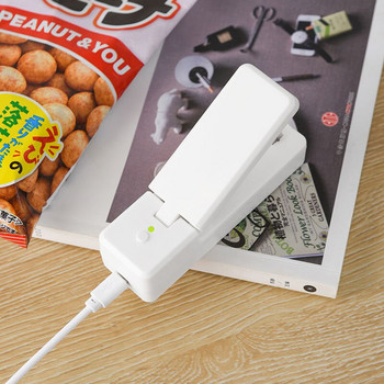 2 В 1 USB зареждащ се мини уплътнител за торбички Термоуплътнители с режещ нож Акумулаторен преносим уплътнител за найлонова торбичка Съхранение на храна