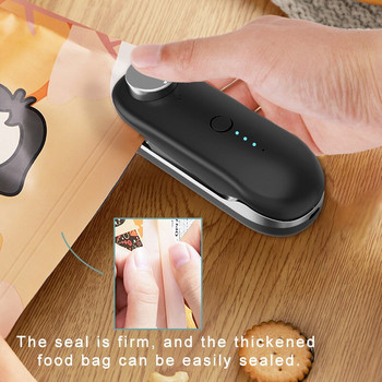 Мини преносима чанта Термоуплътнител USB акумулаторна ръчно отопление Съхранение на храна Пластмасова машина за запечатване Щипка с магнит