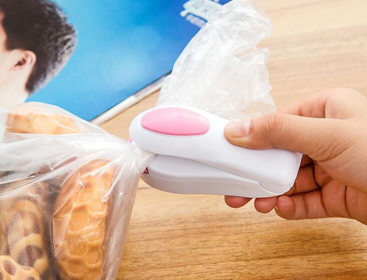 20 ks/lot prenosný tepelný uzáver plastových vreciek, úložný balíček, mini uzatvárací stroj, praktický uzáver, jednoduché opätovné uzatváranie do kuchynských pomôcok