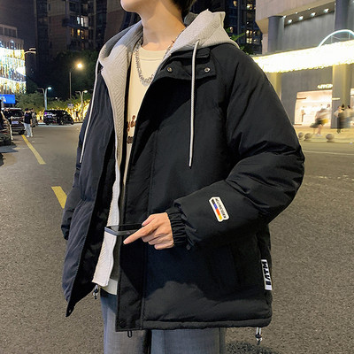 Muška zimska jakna s dugim džepom na rukavima i kopčanjem na zip