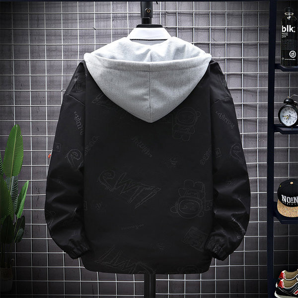 Laisvalaikio vyriška striukė su gobtuvu ir sagomis