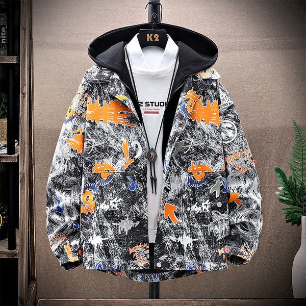 Moderna muška proljetna jakna s aplikacijama i gumbima