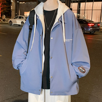 Jachetă bărbătească de primăvară-toamnă cu inscripție și aplicare