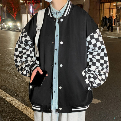 Jachetă bărbătească de primăvară-toamnă cu inscripție și aplicare