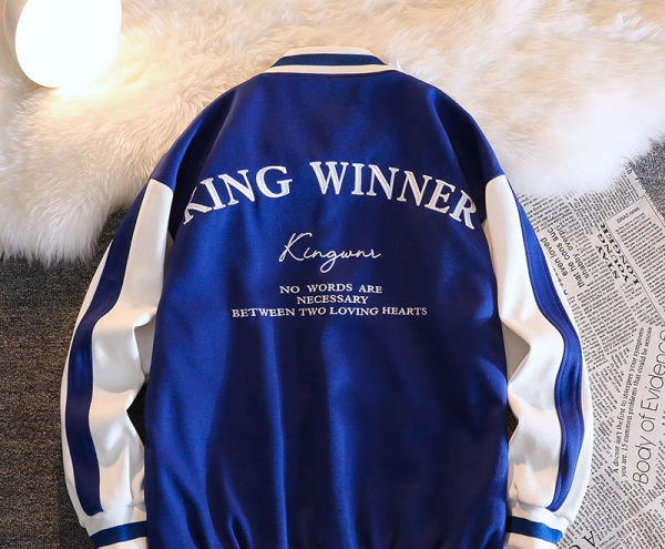 Geaca de baseball pentru barbati cu broderie si nasturi