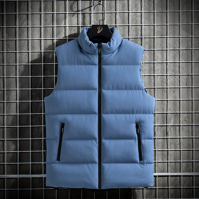 Muški moderni prsluk s logotipom i kopčanjem na patentni zatvarač