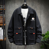 Lieknas pavasario-rudens striukė su kaklaraiščiais ties juosmeniu