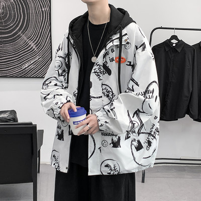 O jachetă lată și subțire pentru bărbați, cu glugă