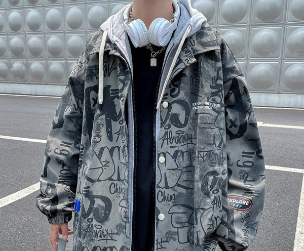 Novi model casual jakne s kapuljačom i printom za muškarce