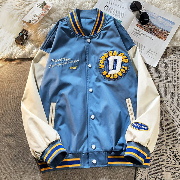 Jacheta casual de toamna cu broderie si litere