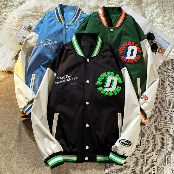 Jacheta casual de toamna cu broderie si litere