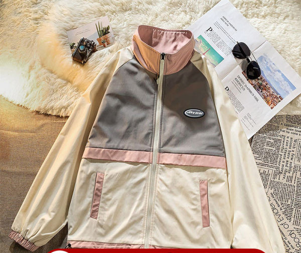 Geaca subtire de toamna cu fermoar si logo