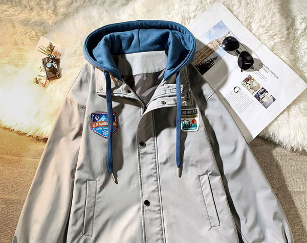 Novi model muške proljetne jakne sa vezom i vezom