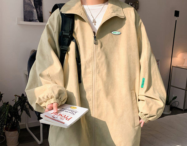 Geaca subtire de toamna cu fermoar - model lat