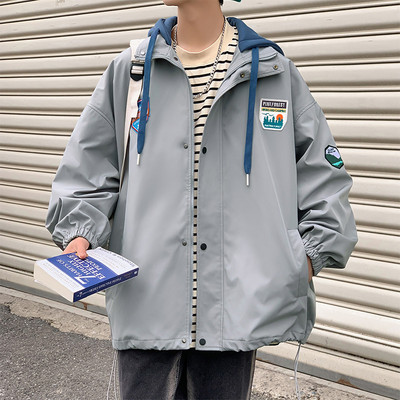 Geaca subtire cu fermoar si nasturi in mai multe culori