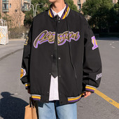 Sportos baseball kabát férfiaknak nyomattal és gombos rögzítéssel