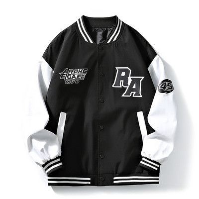 Vyriška sportinė striukė su išsiuvinėta užrašų kišene ir sagomis