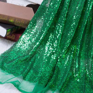 40x180 cm-es flitteres szék pántos masni csattal bambusz Chiavari székdíszhez