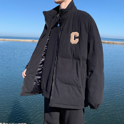 Új modell téli férfi kabát hímzéssel