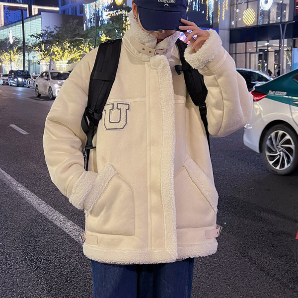 Geaca de iarna pentru barbati cu captuseala groasa si element metalic