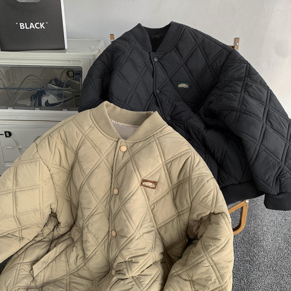 Muška baseball jakna s logom i kopčanjem na gumbe