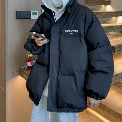 Geaca de iarna calduroasa cu scris pe spate